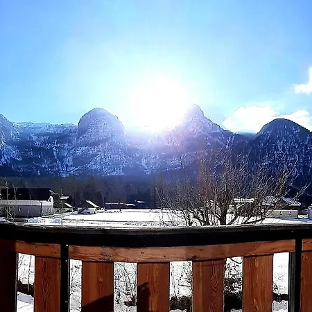 Dachstein Adventure アパート オーバートラウン